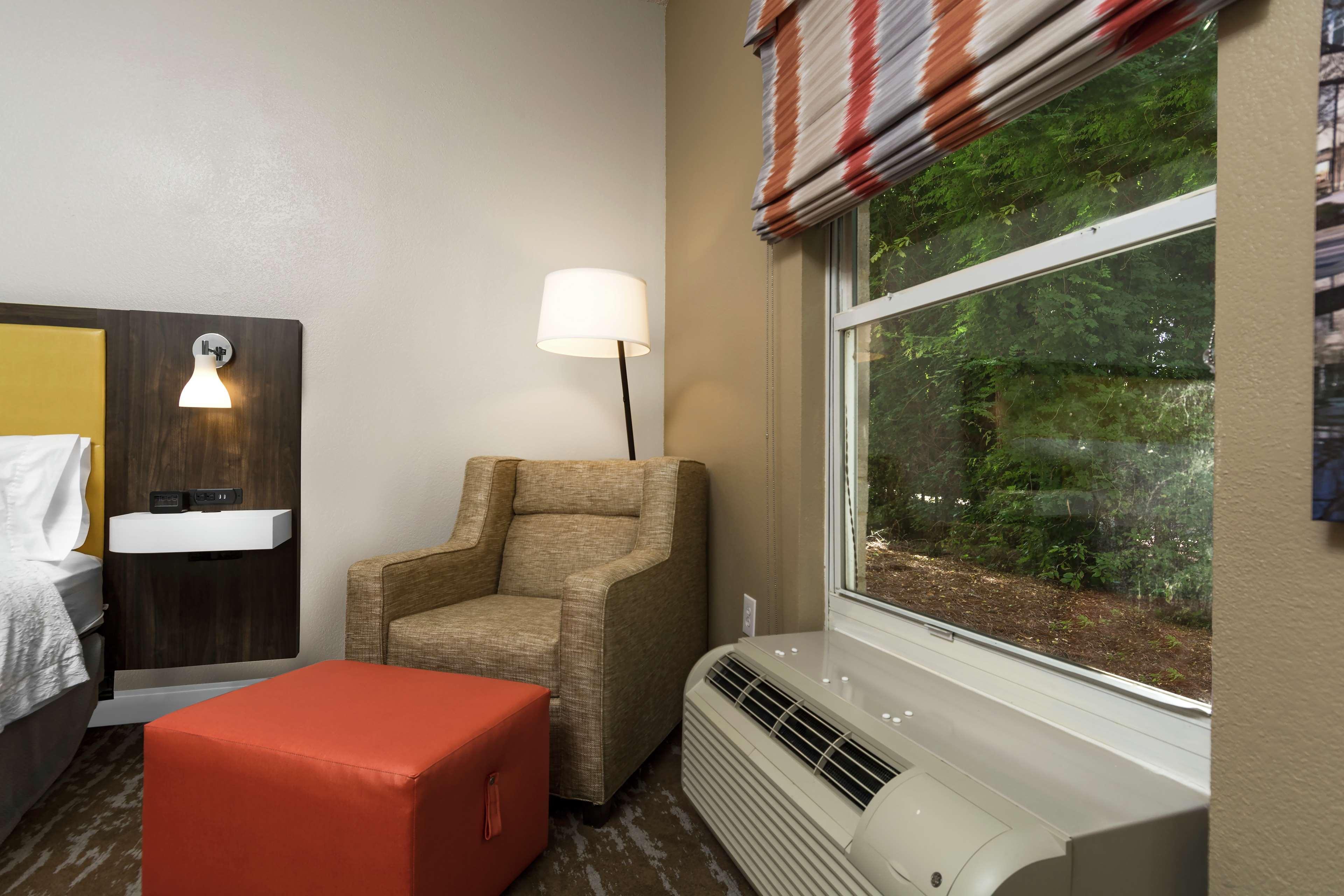 Hampton Inn & Suites Raleigh Cary Lenovo Center Eksteriør bilde