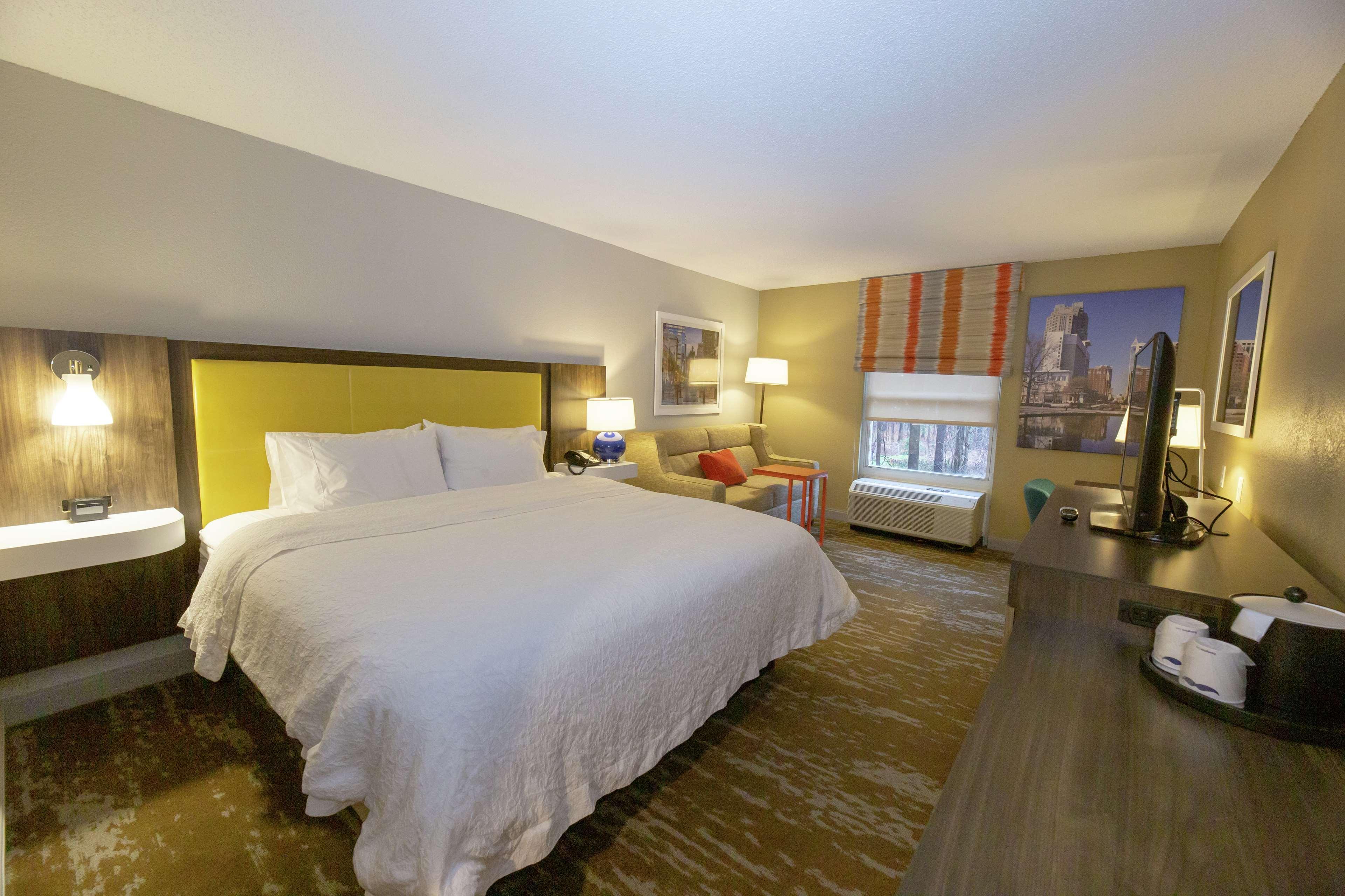 Hampton Inn & Suites Raleigh Cary Lenovo Center Eksteriør bilde