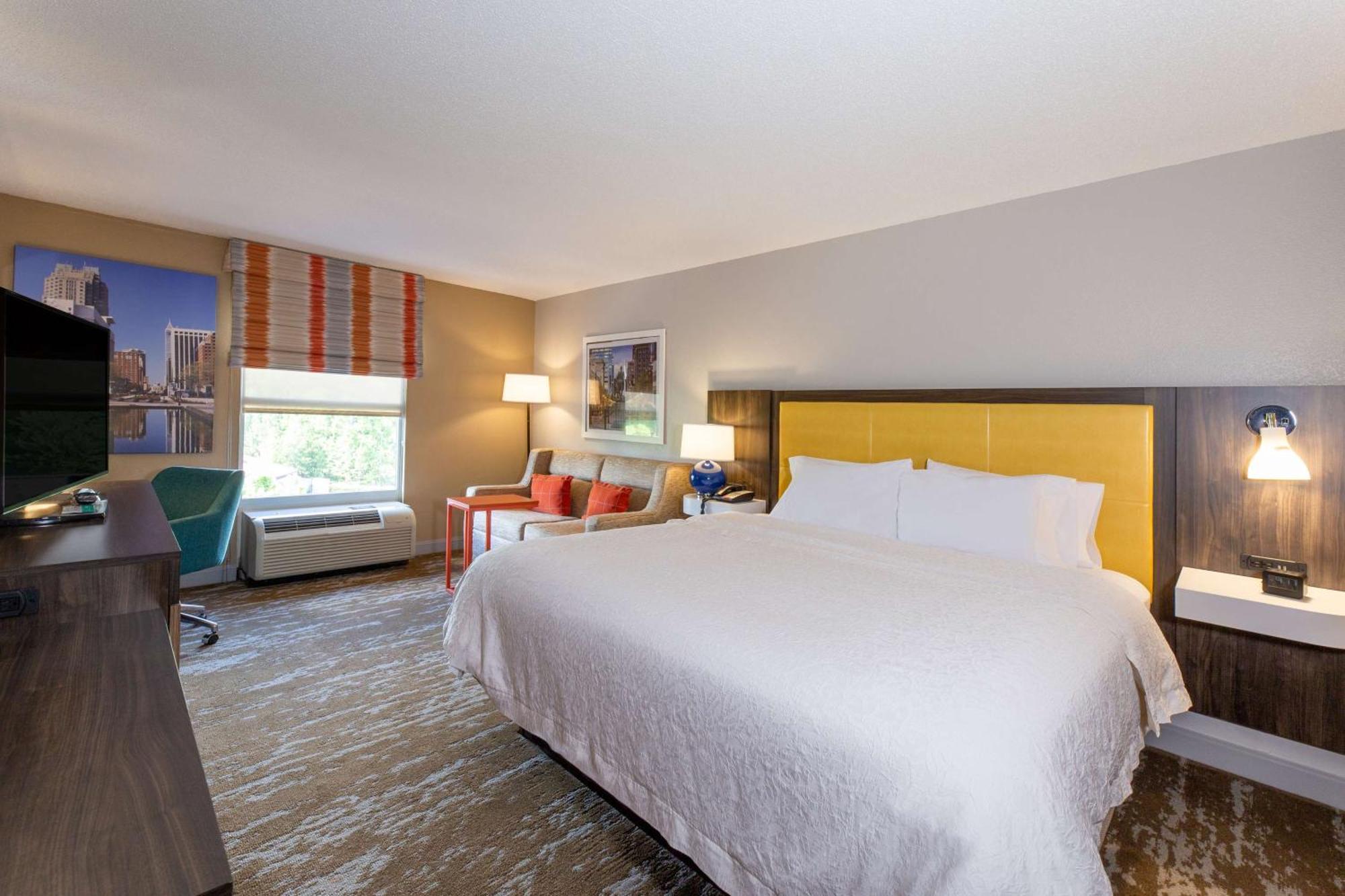 Hampton Inn & Suites Raleigh Cary Lenovo Center Eksteriør bilde
