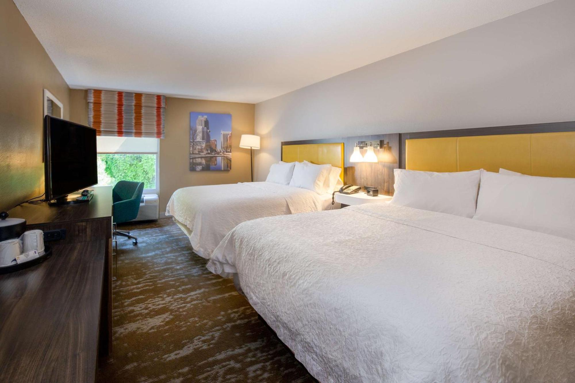 Hampton Inn & Suites Raleigh Cary Lenovo Center Eksteriør bilde