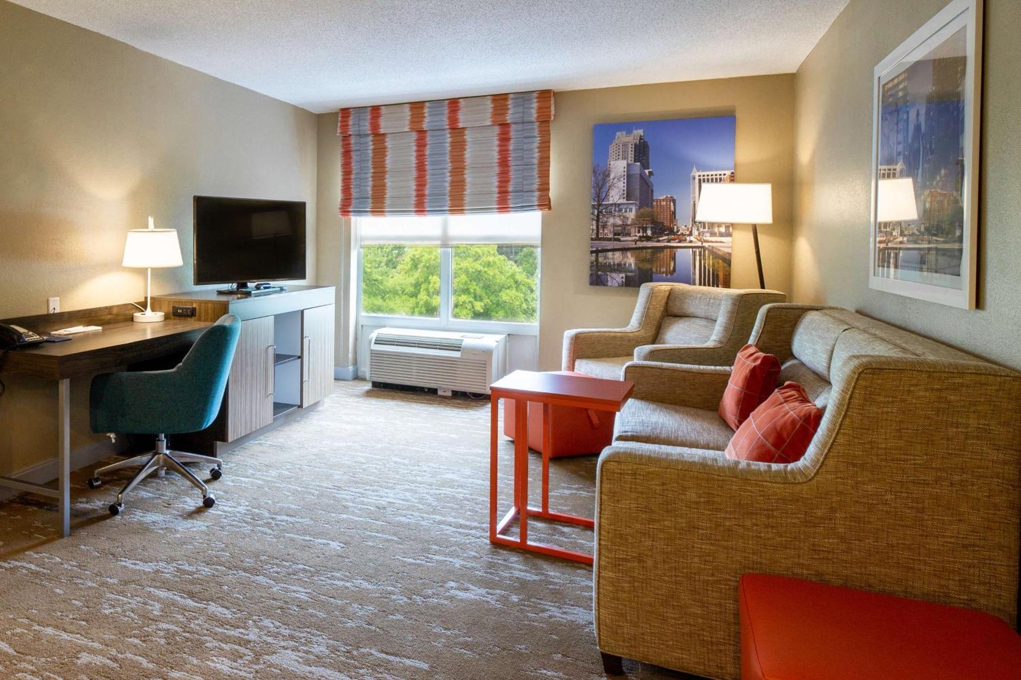 Hampton Inn & Suites Raleigh Cary Lenovo Center Eksteriør bilde